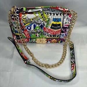 Multicolor Graphic Chain Shoulder Bag